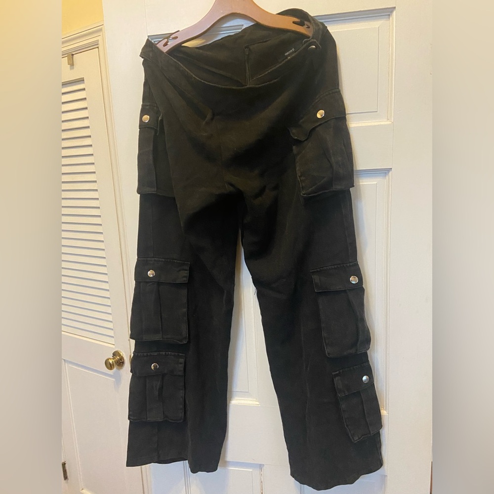 Black Cargo jeans.. brand new